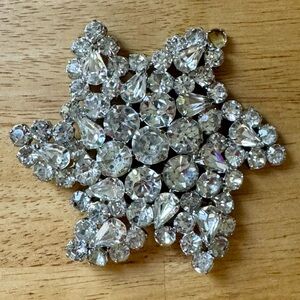 Vintage Unsigned Juliana? Large Clear Round & Teardrop Rhinestone Star Brooch
